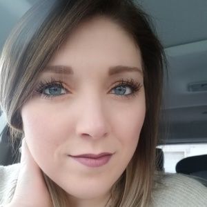 Meet your Posher, Deidre